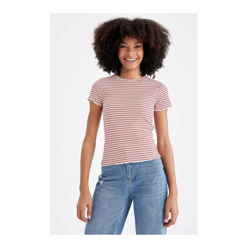 Bild von DeFacto Tailliertes Gestreiftes Kurzärmliges T-Shirt für Damen