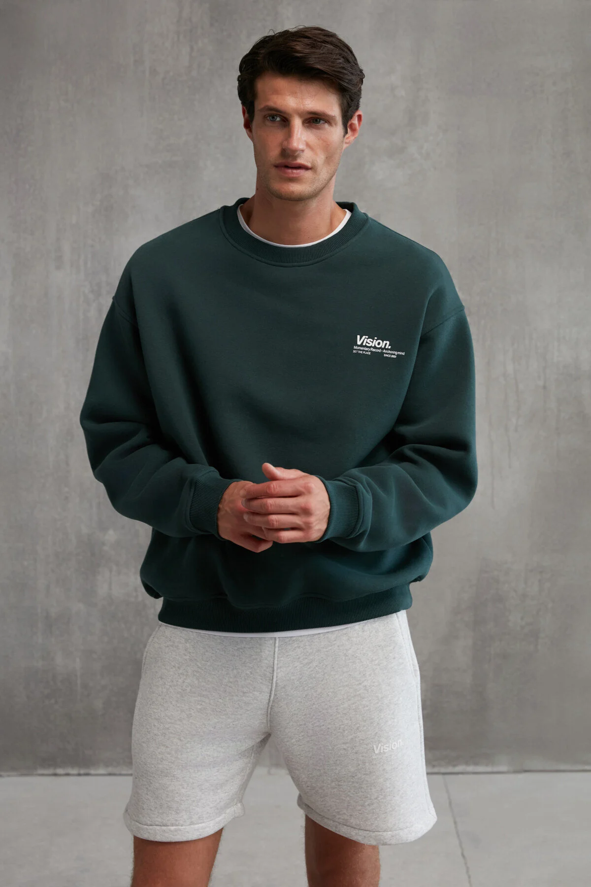 Bild von GRIMELANGE Ernest Sweatshirt Aus Weicher Bio-baumwolle Mit Detailliertem Rundhalsausschnitt Und Fleece-innenseite In Dunkelgrün für Herren - 2XL
