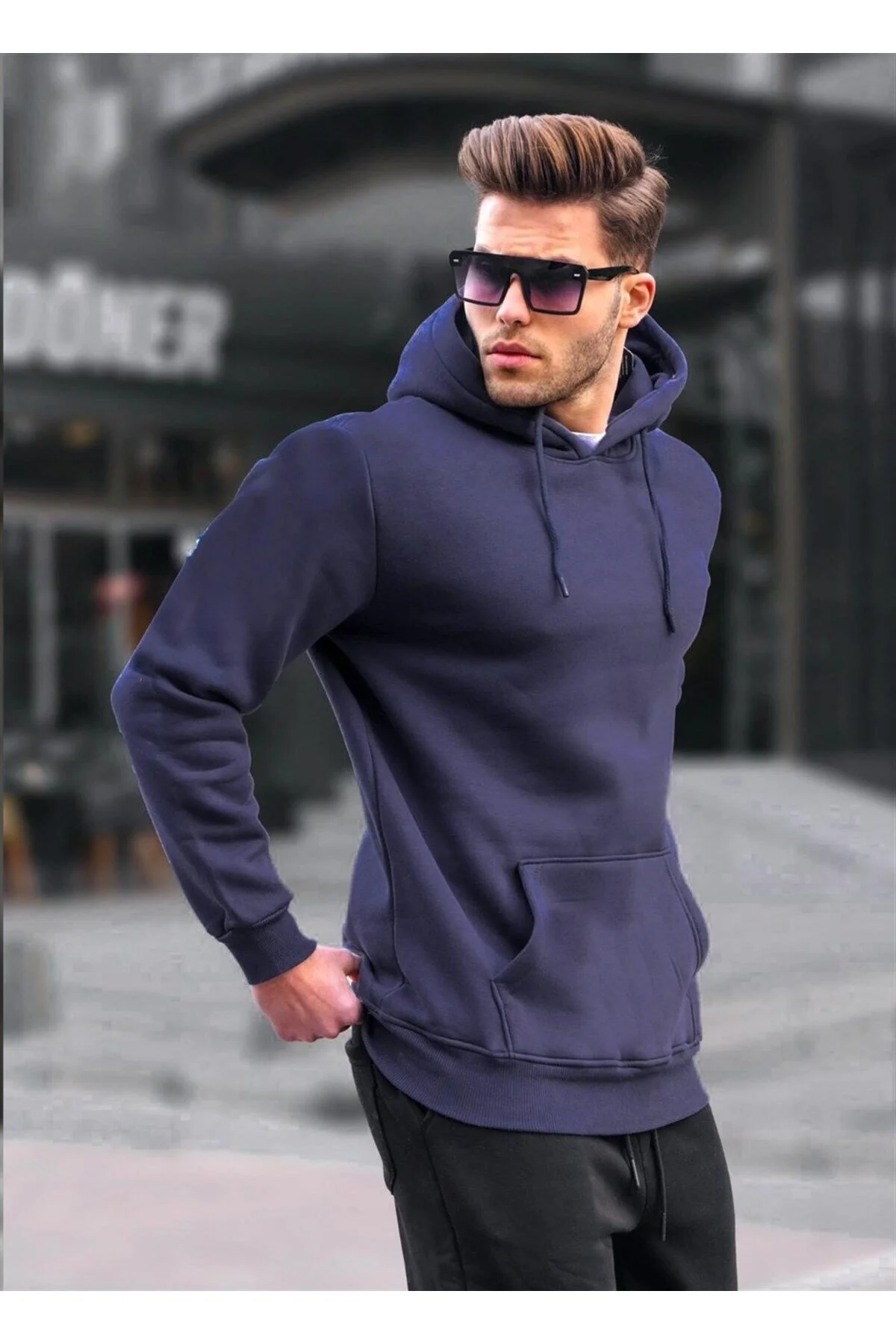 Bild von Madmext Marineblaues Sweatshirt für Herren - L