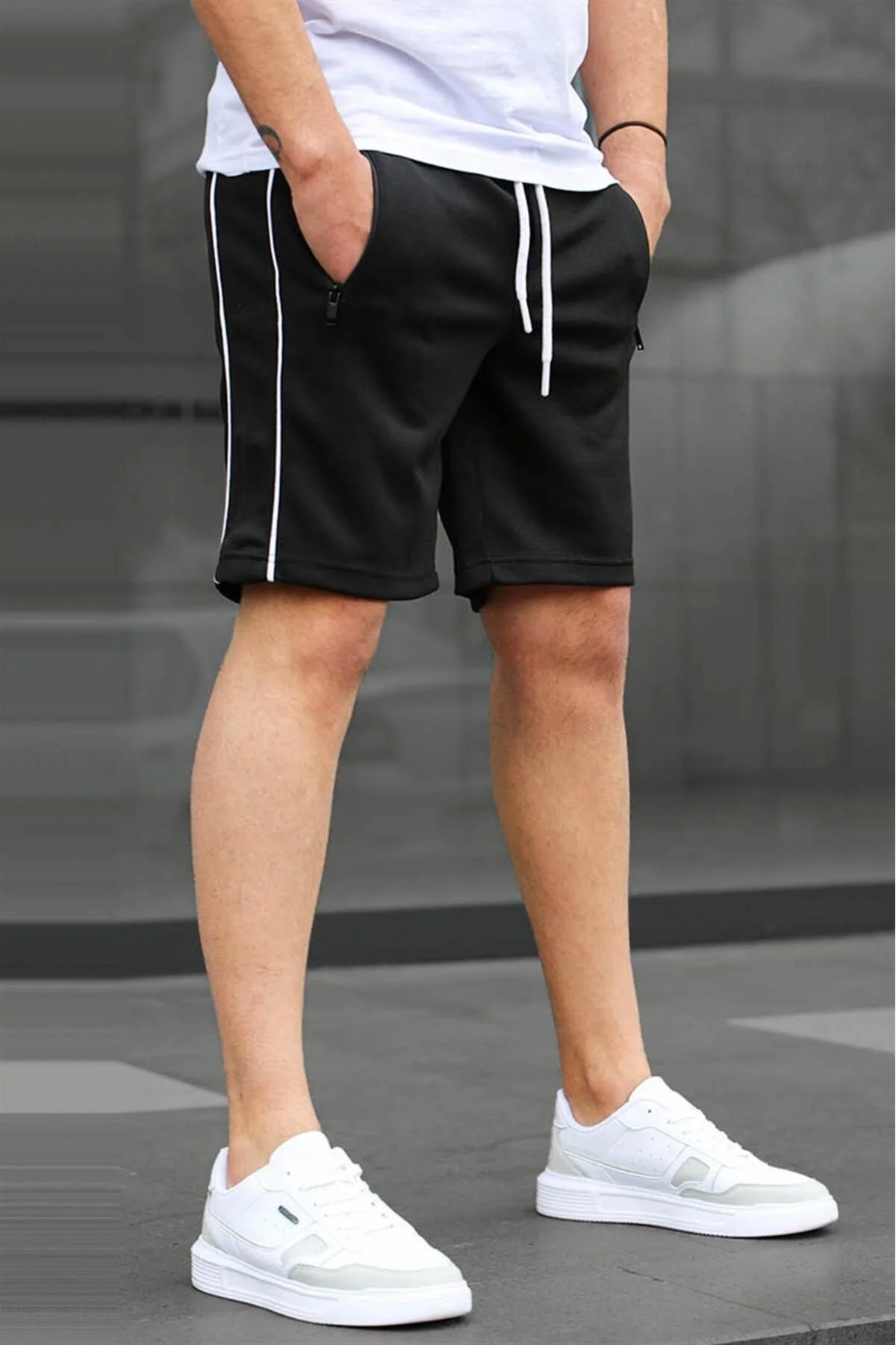 Bild von Madmext Schwarze Basic-shorts für Herren - S