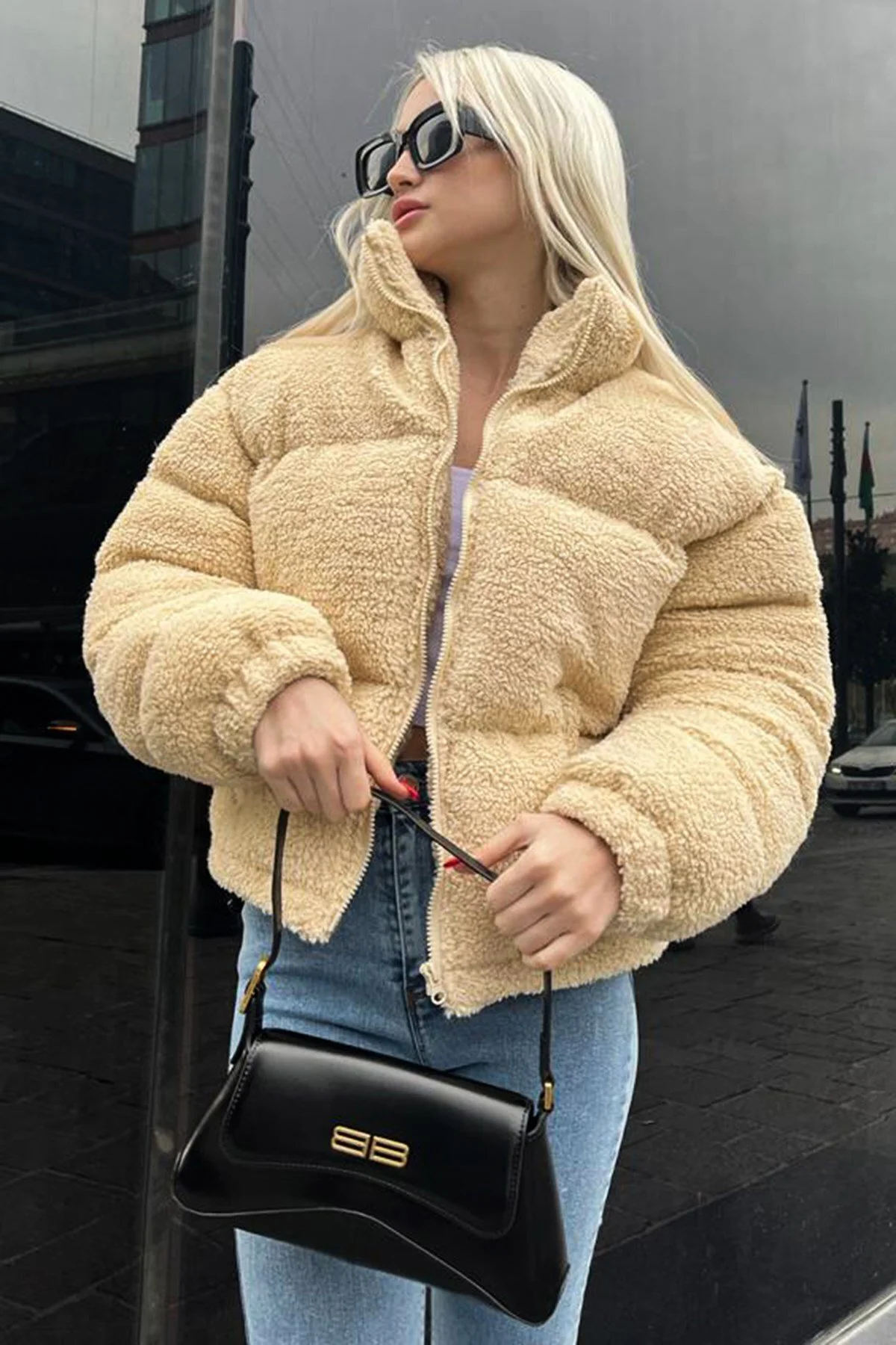 Bild von Madmext Ecrufarbener Plüsch-basic-crop-coat Mg1634 für Damen - L