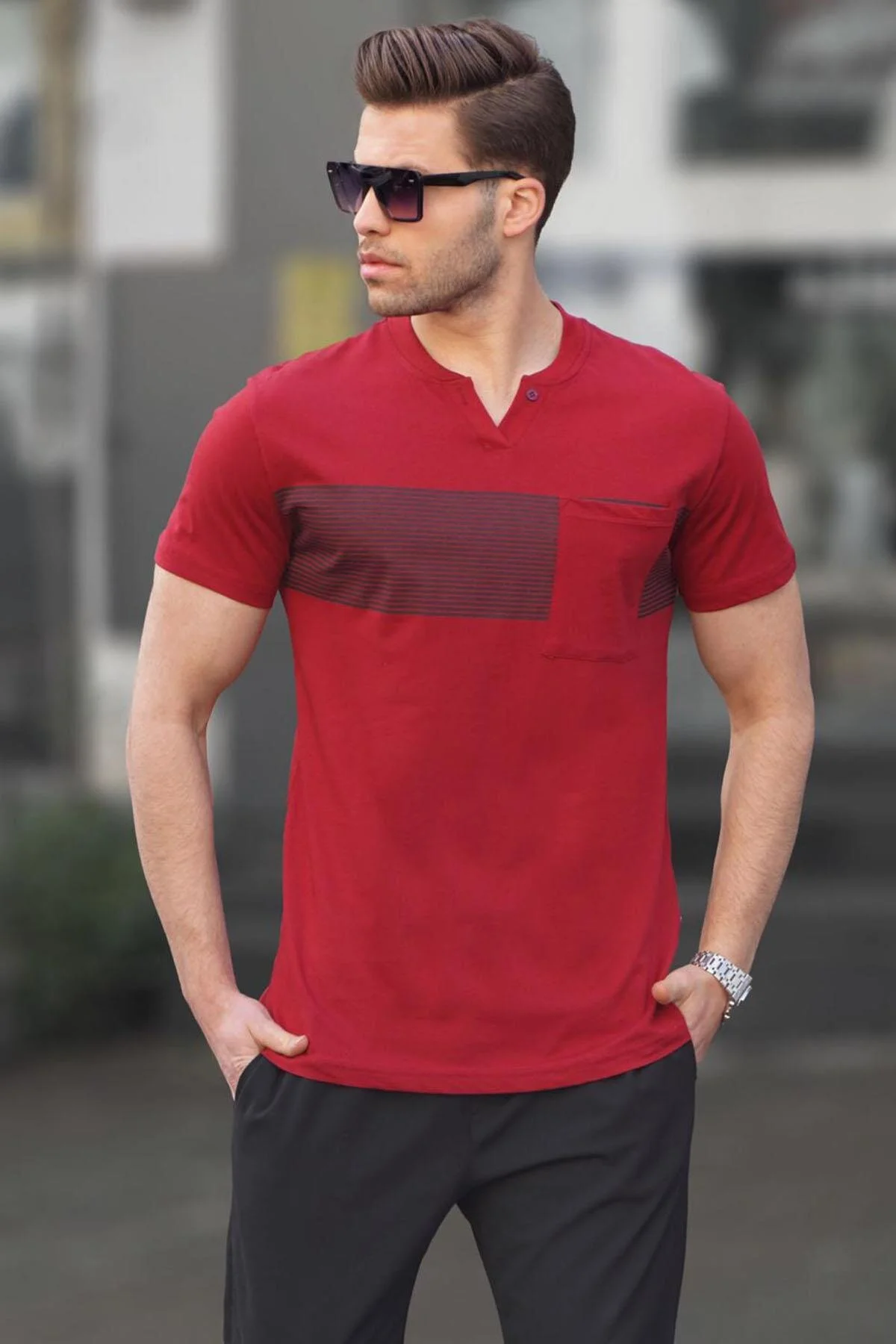 Bild von Madmext Bordeauxrotes T-shirt Mit Taschendetail Und Normaler Passform für Herren - M