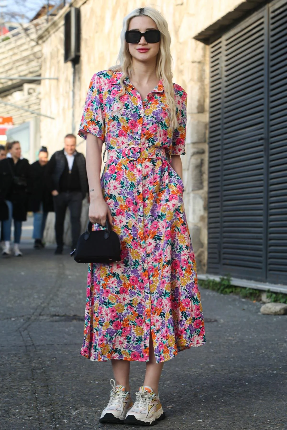 Bild von Madmext Rosa Midikleid Mit Hemdkragen Und Blumenmuster für Damen - L