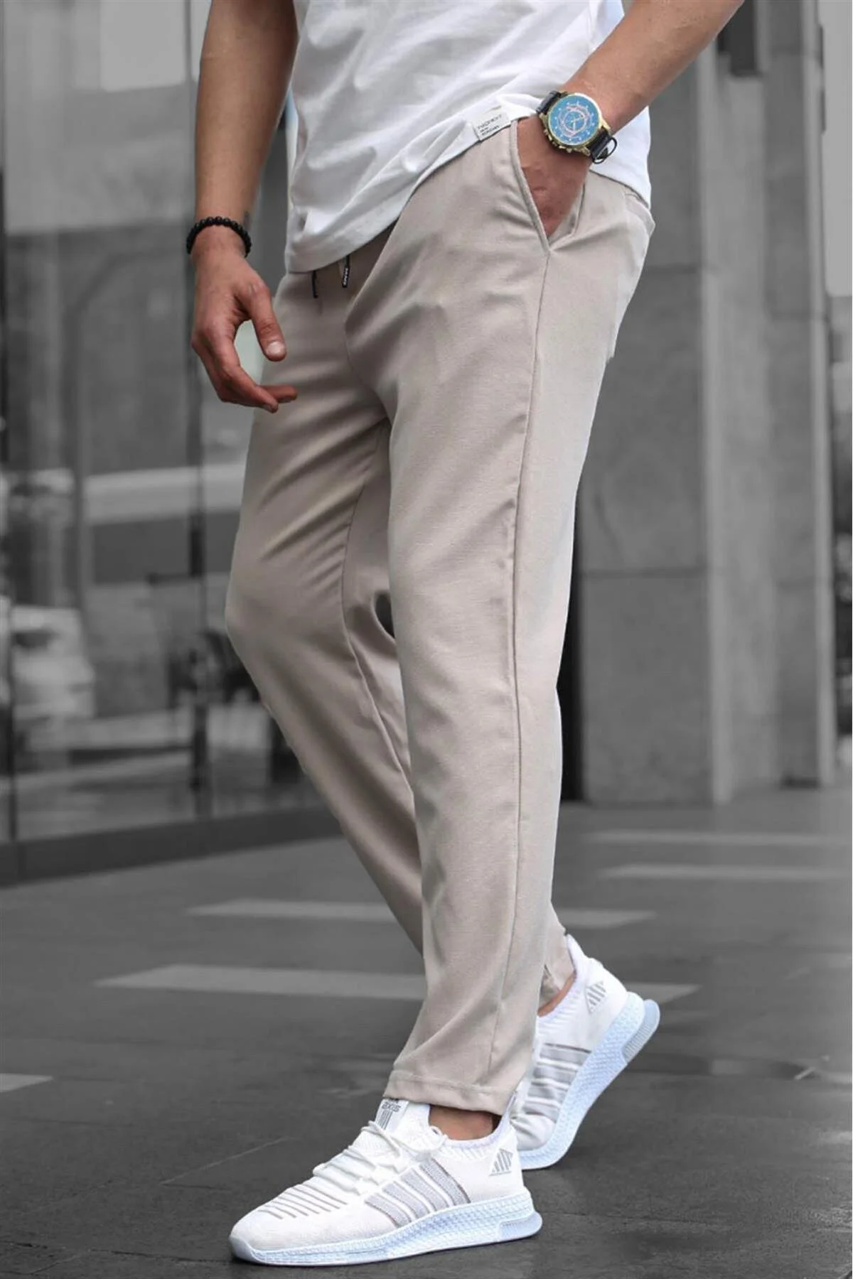 Bild von Madmext Beigefarbene, Entspannte Hose für Herren - XL