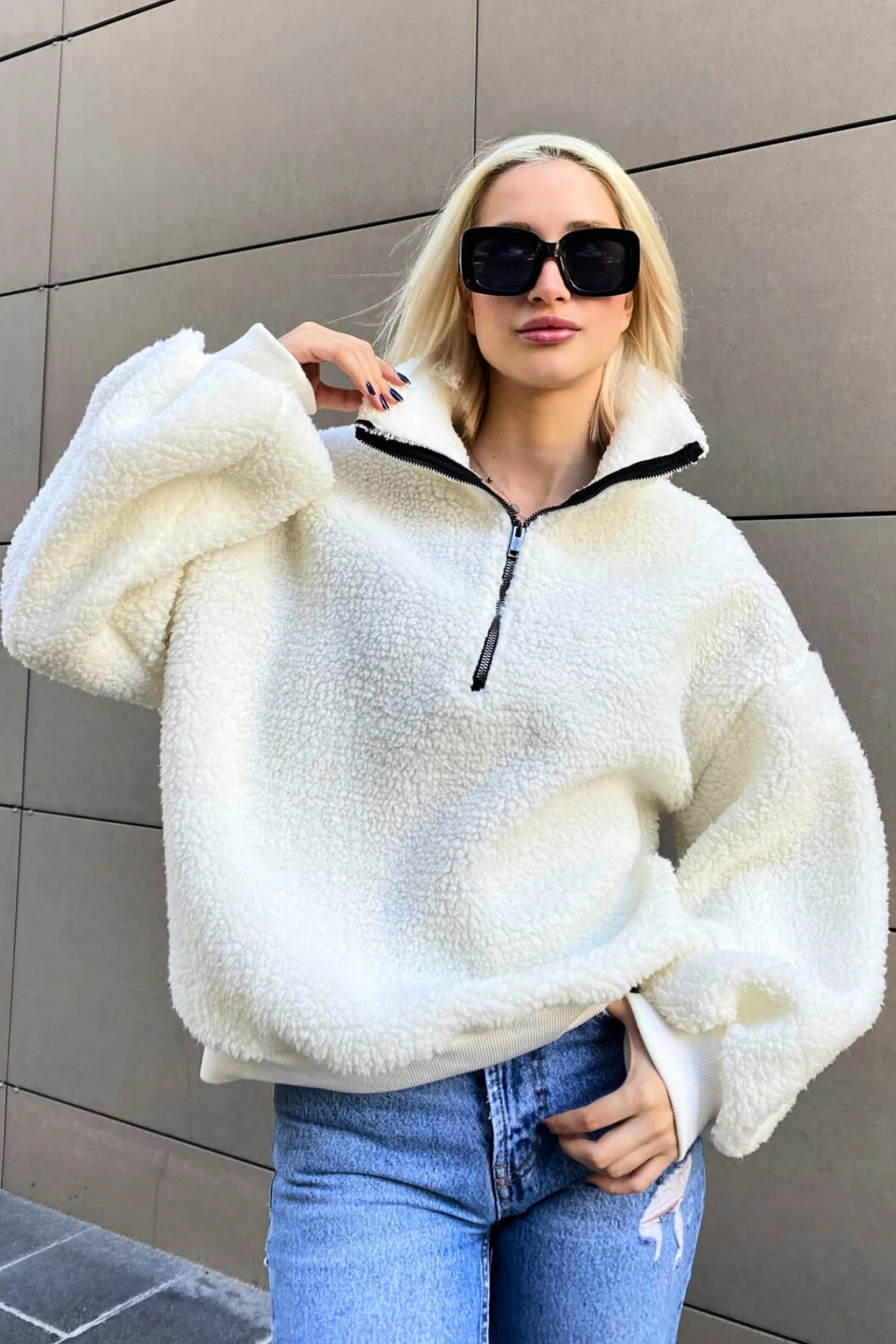 Bild von Madmext Weißes Plüsch-sweatshirt Mit Reißverschlusskragen für Damen - S