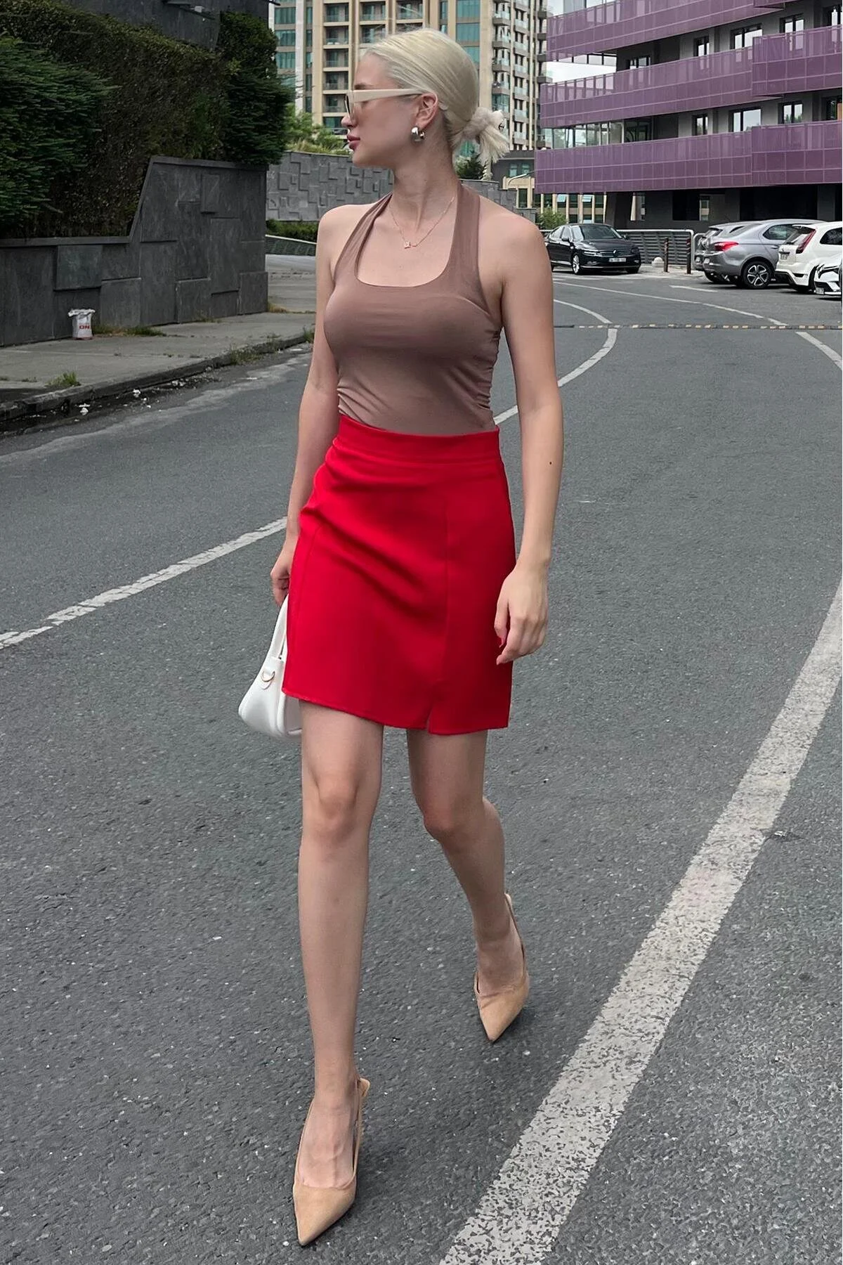 Bild von Madmext Roter Kurzer Rock Mit Hoher Taille Und Schlitz Vorne für Damen - 2XL