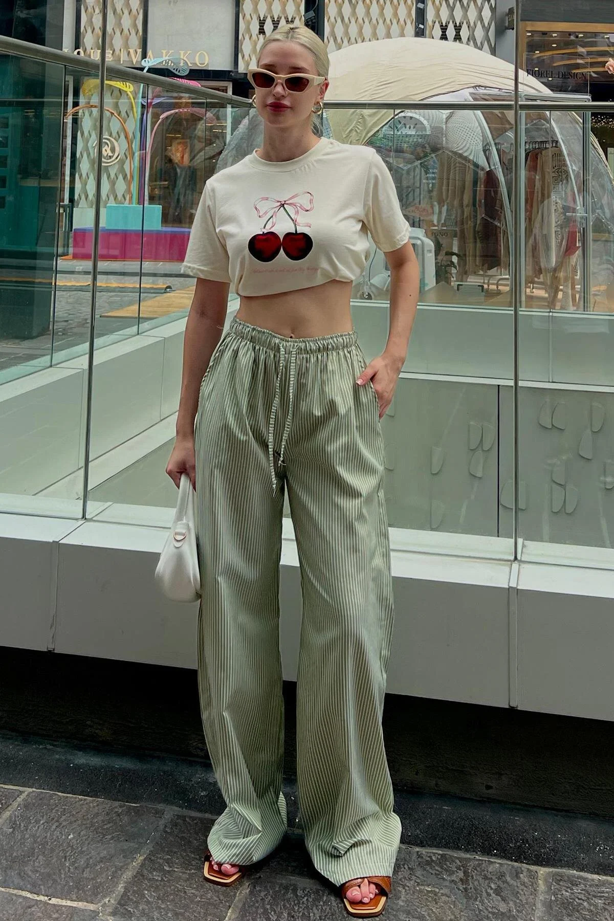 Bild von Madmext Grüne, Gestreifte, Drapierte Hose Mit Weitem Bein Verstellbare Taille für Damen - S
