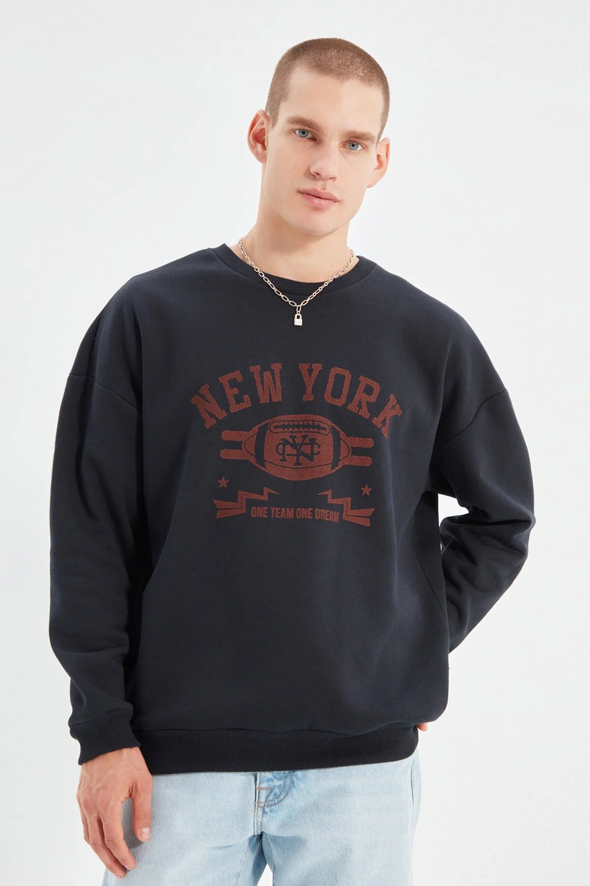 Bild von Trendyol Collection Marineblaues, Langärmliges, Bedrucktes Oversize-sweatshirt Tmnaw22sw0587 für Herren - L