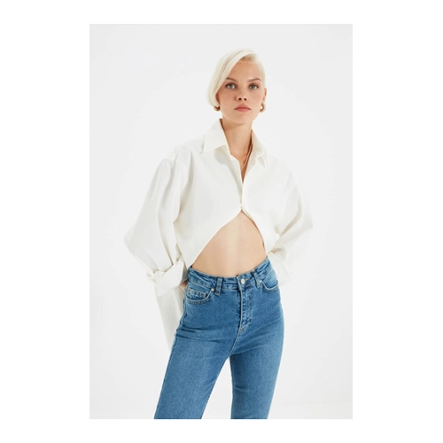 Bild von Trendyol Damen Hohe Taille Crop Flare Jeans