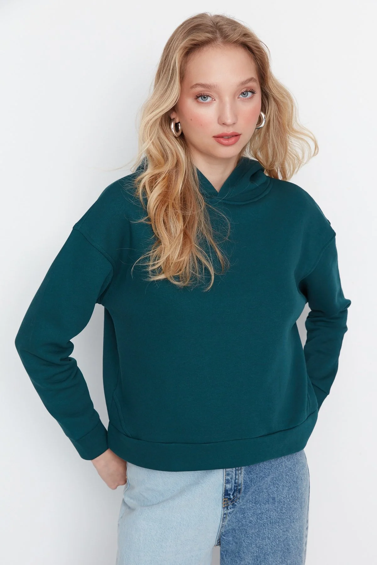 Bild von Trendyol Collection Petrol Regular/normal Fit Basic Kapuzenpullover Mit Dickem Fleece Innen, Strickpullover für Damen - M