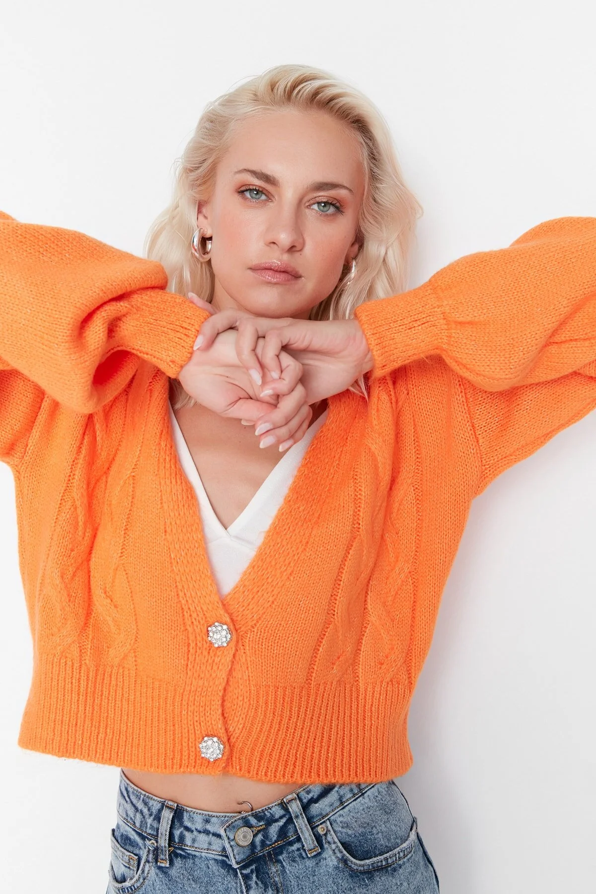 Bild von Trendyol Collection Orangefarbener Kurzer Cardigan Aus Weicher, Strukturierter Strickware für Damen - L