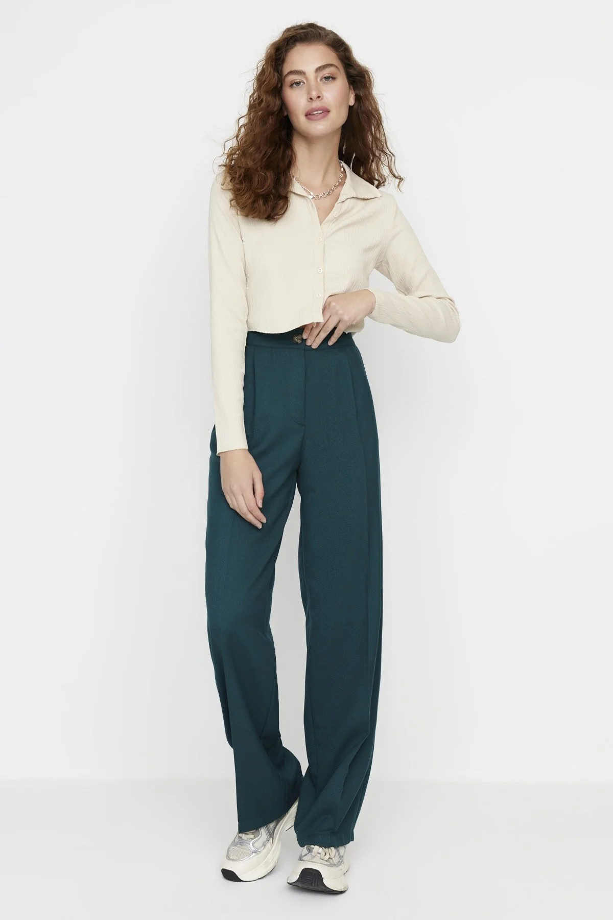 Bild von Trendyol Collection Petrol Straight/straight Cut Gewebte Stoffhose für Damen - 42