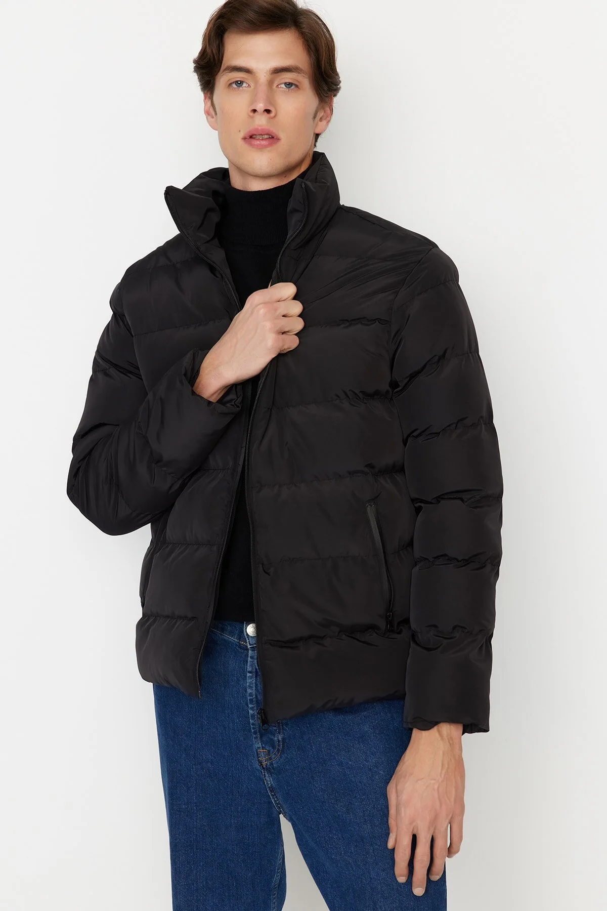 Bild von Trendyol Collection Schwarzer, Wind- Und Wasserabweisender Puffermantel Mit Normaler Passform für Herren - L