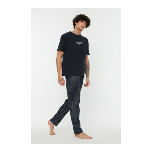Bild von Trendyol Collection Gestricktes Pyjama-Set In Marineblau Für Herren