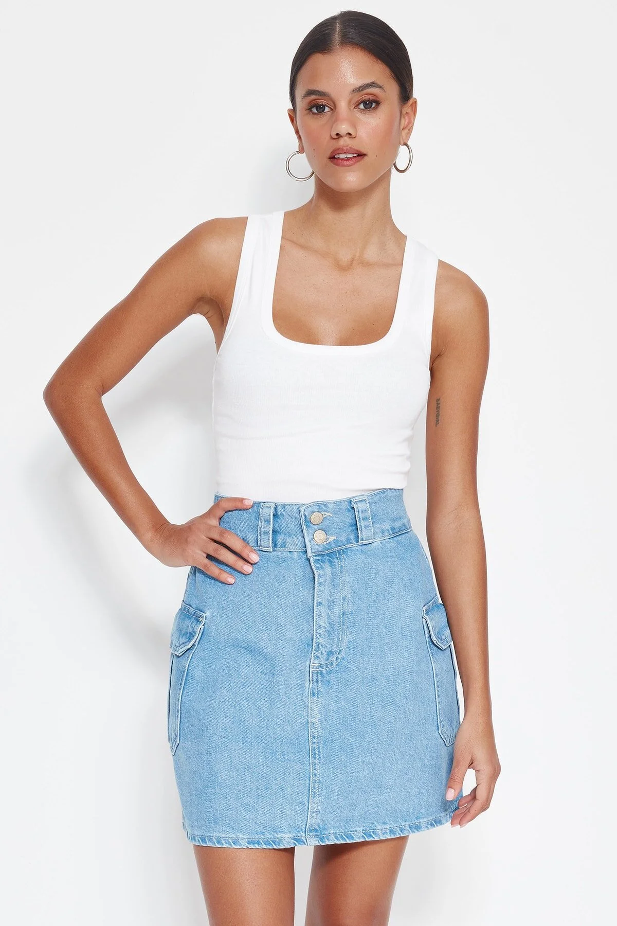 Bild von Trendyol Collection Blauer Mini-jeansrock Mit Taschendetail für Damen - 42