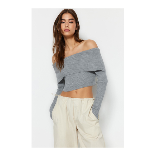 Bild von Trendyol Collection Hellgrauer Super Crop Strickpullover Mit Carmen-Ausschnitt für Damen - M