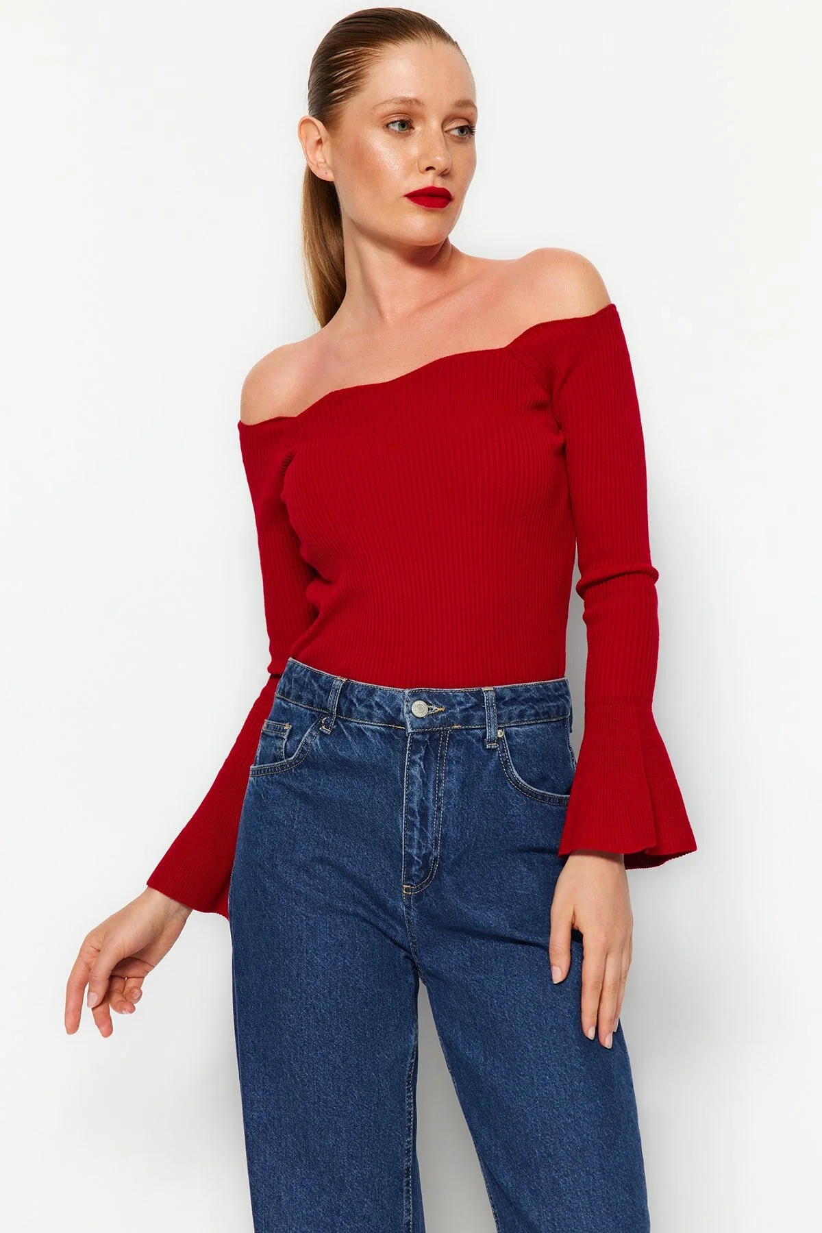 Bild von Trendyol Collection Roter Strickpullover Mit Carmen-kragen für Damen - S