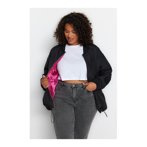 Bild von Trendyol Curve Rosa Gefütterte, Schwarze Oversize-Bomberjacke für Damen
