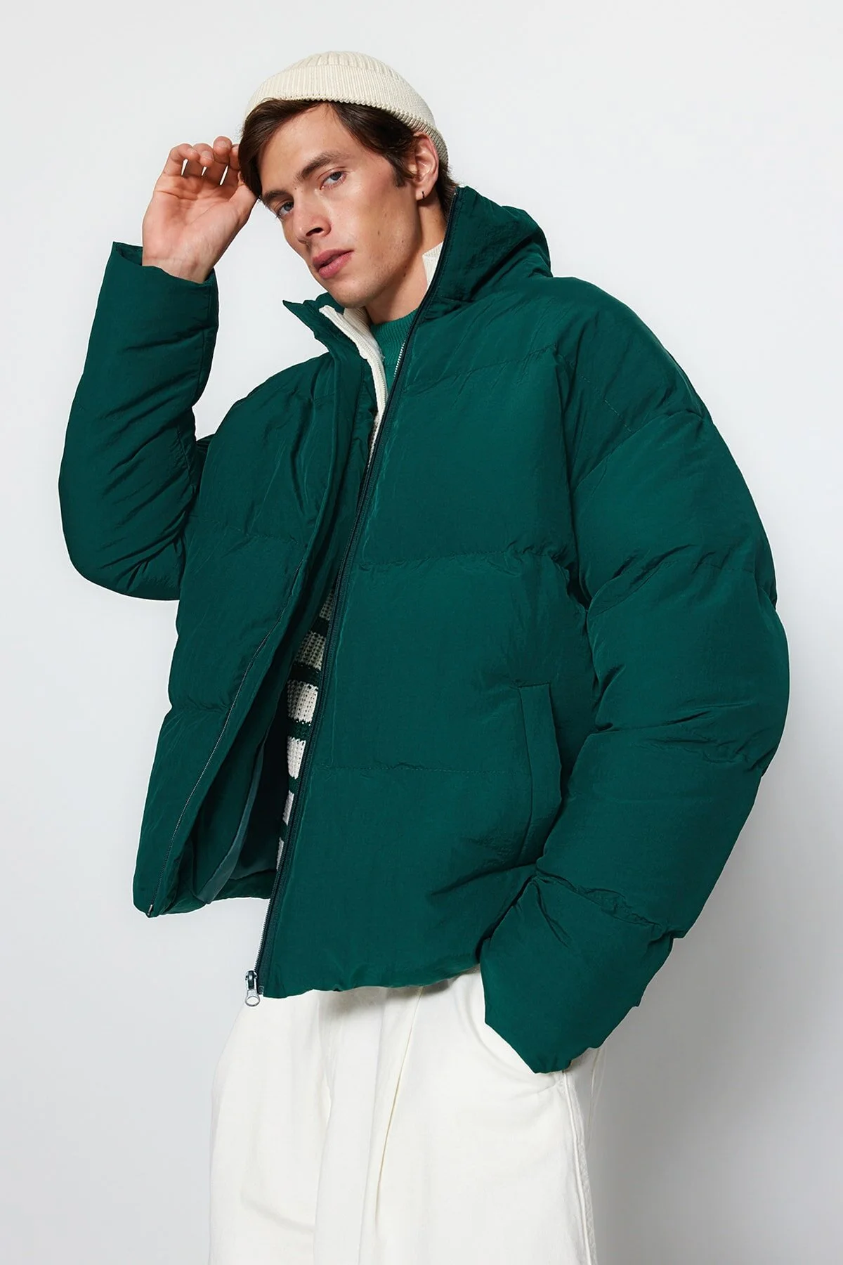 Bild von Trendyol Collection Grüner, Übergroßer, Wasser- Und Windabweisender, Aufblasbarer Unisex-wintermantel Mit Stehkragen - L