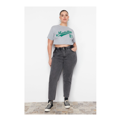 Bild von Trendyol Curve Graue Mom-Jeans mit Hoher Taille und Elastischem Bund für Damen