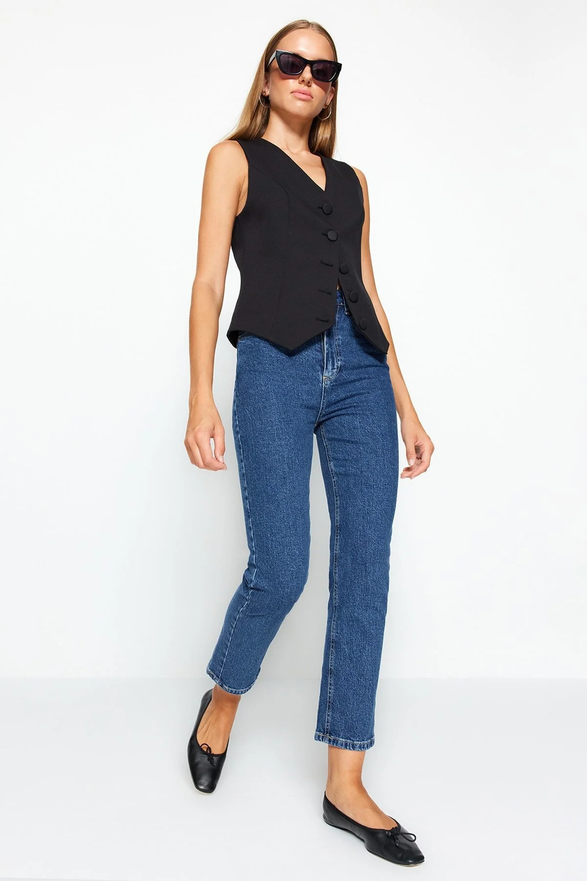 Bild von Trendyol Collection Dunkelblaue High Waist Comfort Straight Jeans für Damen - 40