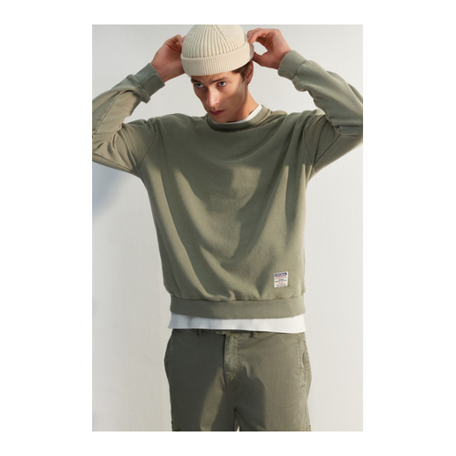 Bild von Trendyol Collection Grüne Limited Edition Sweatshirt - Entspannter Stil für Herren