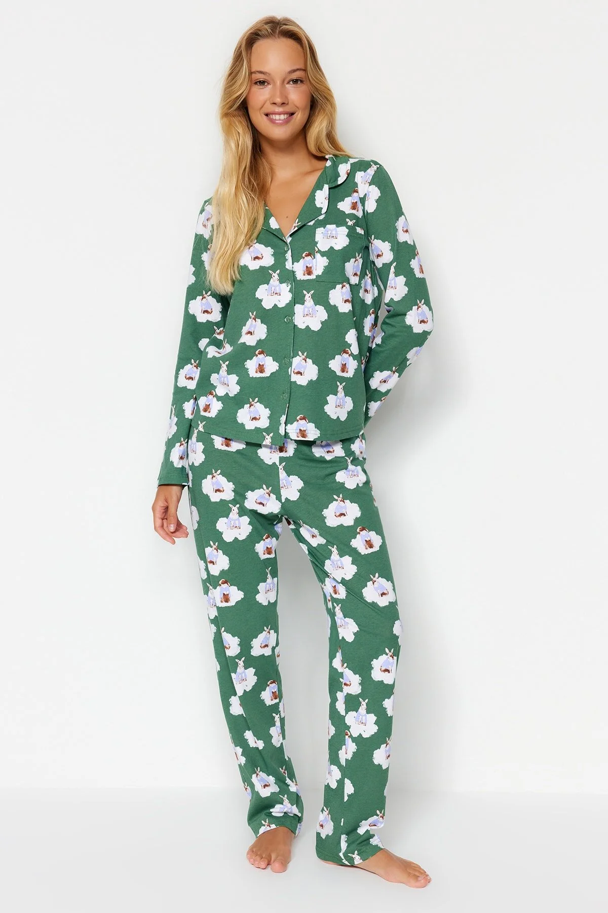 Bild von Trendyol Collection Dunkelgrünes Strickpyjama-set Mit Hemd Und Hose Aus 100 % Baumwolle Mit Kaninchenmuster für Damen - M