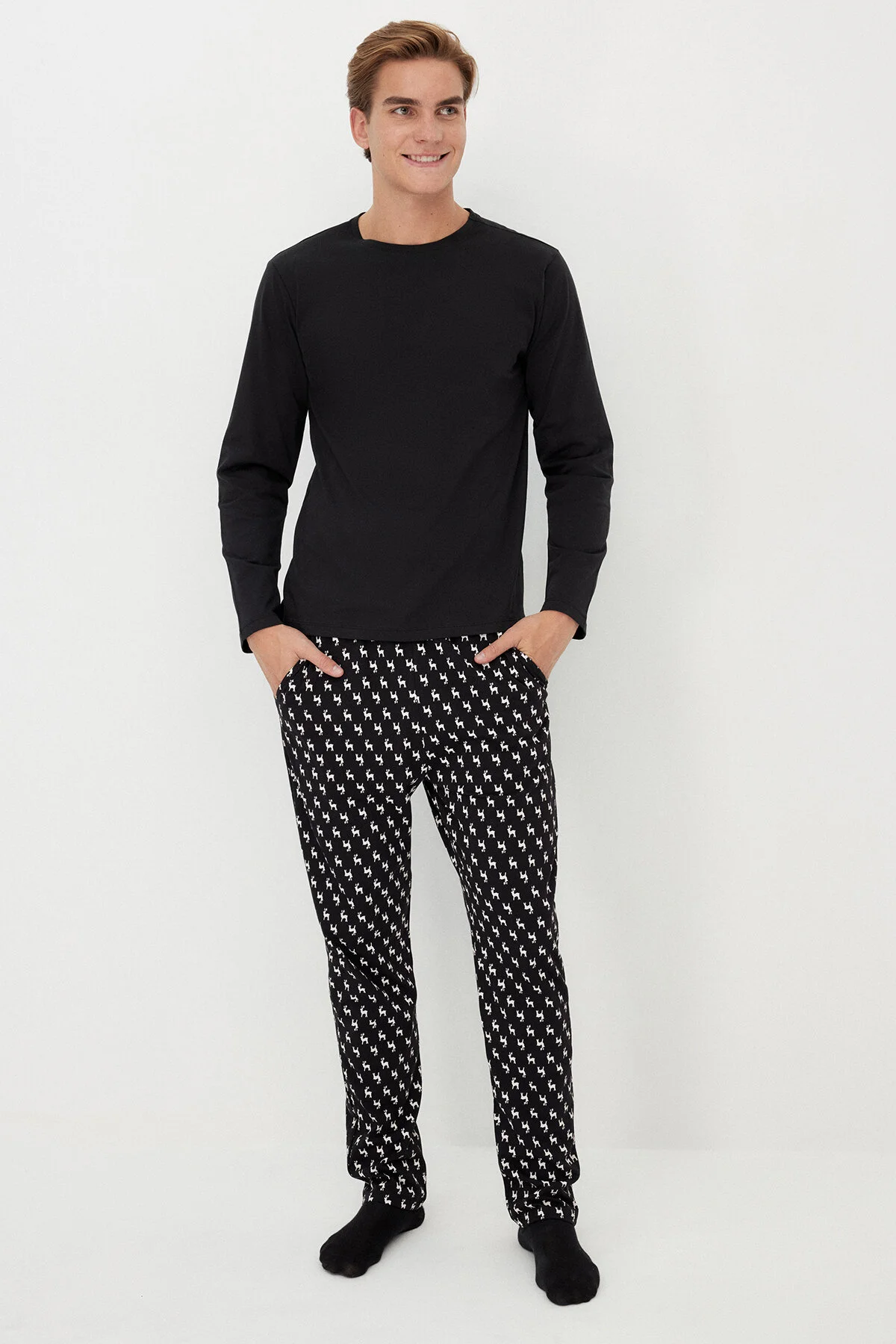 Bild von Trendyol Collection Schwarzes Bedrucktes Strick-pyjama-set Mit Normaler Passform – 100 % Baumwolle für Herren - L