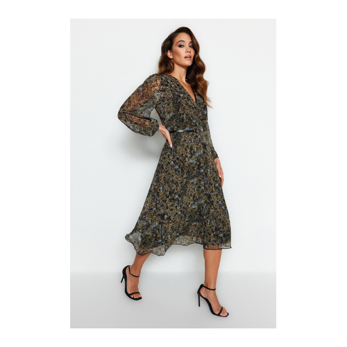 Bild von Trendyol Collection Grünes A-Linien-Midikleid mit Zweireihigem Kragen