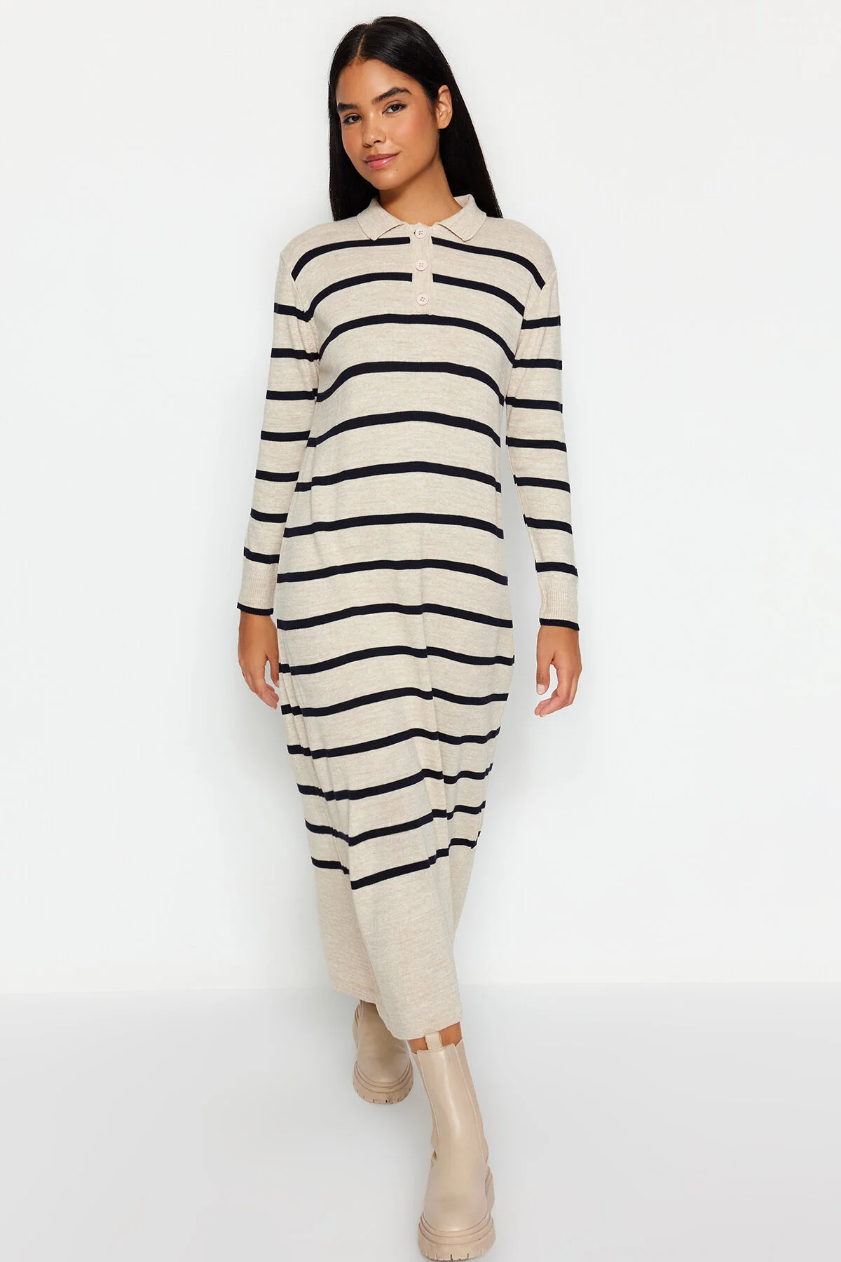 Bild von Trendyol Modest Indigofarbenes Strickkleid Mit Polokragen Und Streifen für Damen - S/M