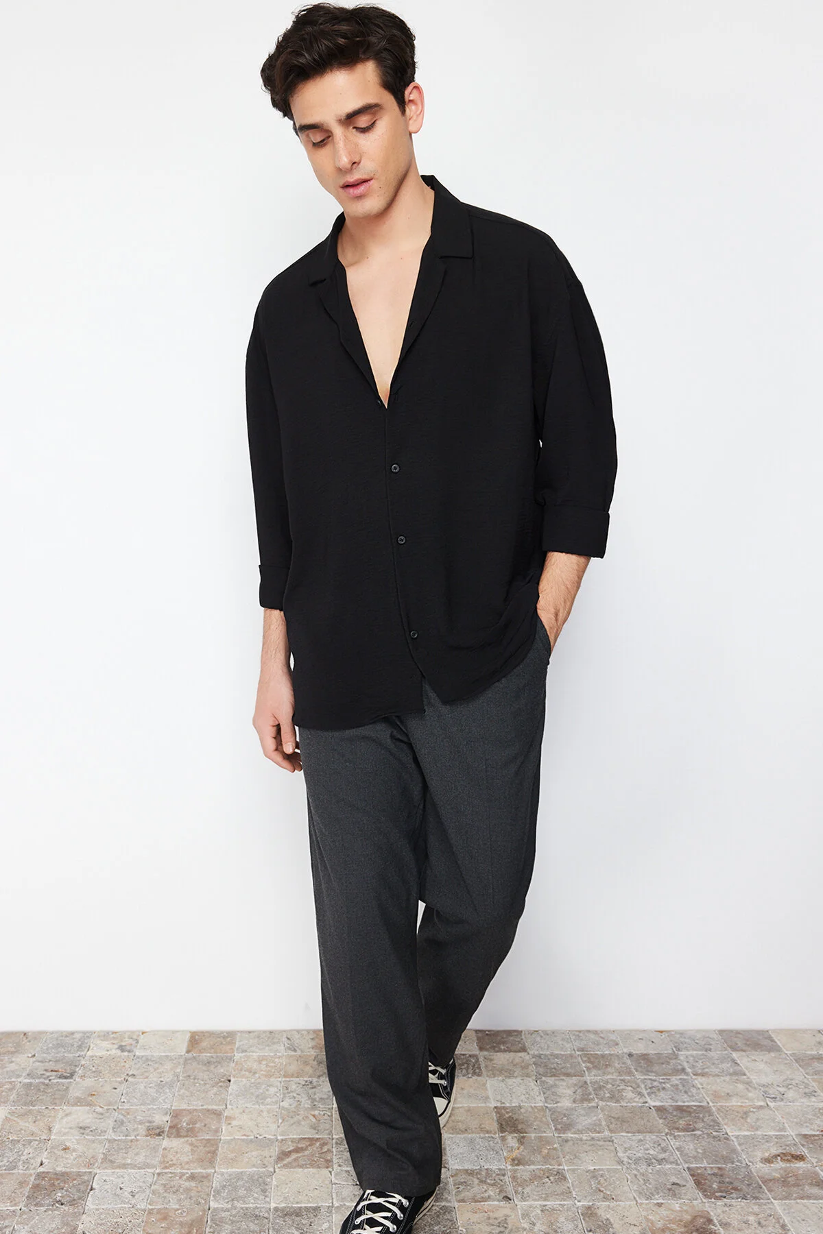 Bild von Trendyol Collection Übergroßes Sommerhemd In Leinenoptik Mit Apaş-kragen - für Herren - 2XL