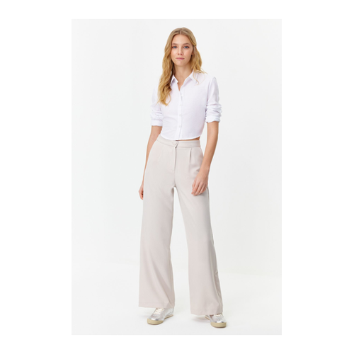 Bild von Trendyol Collection Graue, Plissierte Webhose Mit Weitem Bein für Damen - 36