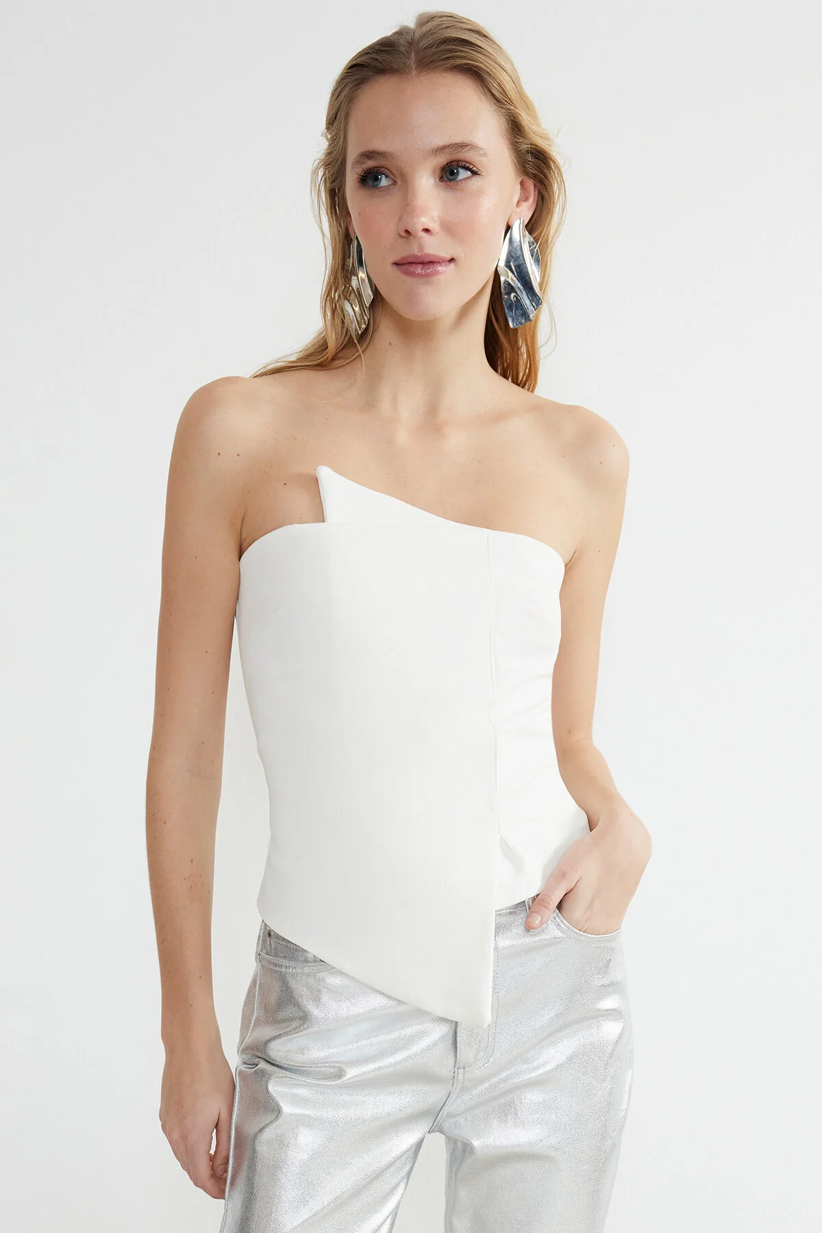 Bild von Trendyol Collection Weißes, Körperbetontes, Gewebtes Braut-bustier für Damen - 42