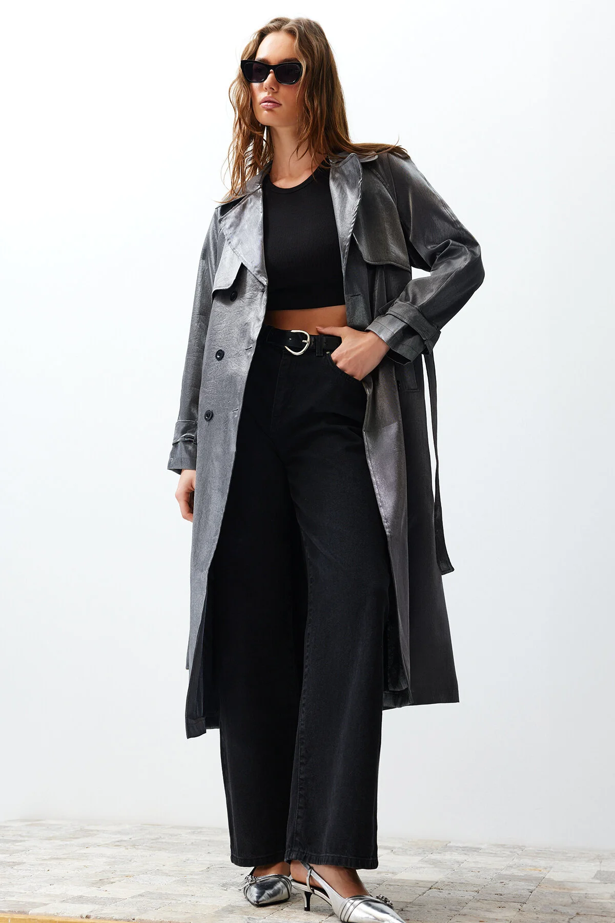 Bild von Trendyol Collection Anthrazitfarbener, Weit Geschnittener, Übergroßer Trenchcoat Mit Gürtel für Damen - 34