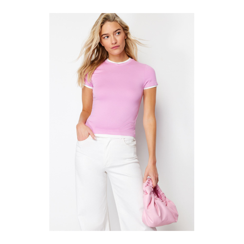 Bild von Trendyol Collection Rosa: Flexibles Strick-T-Shirt für Damen