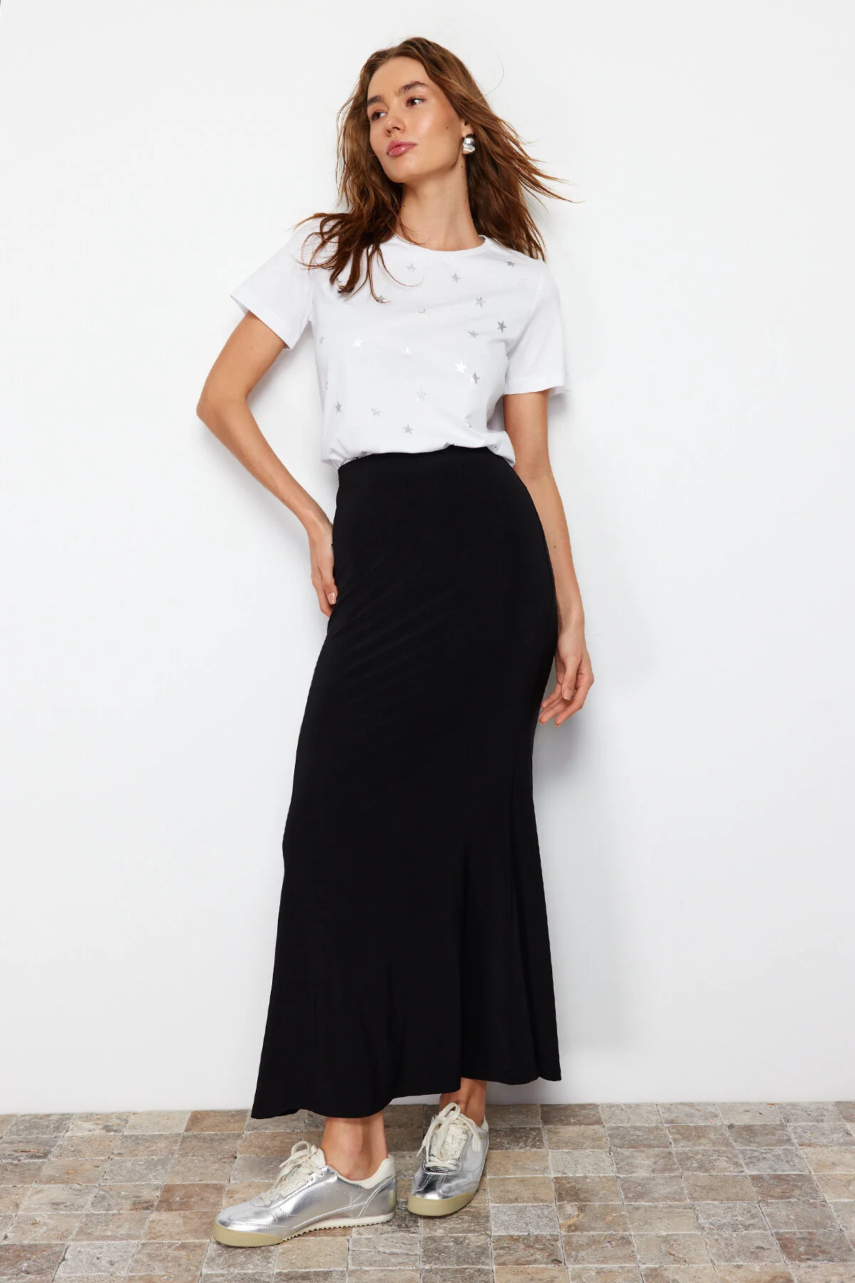 Bild von Trendyol Collection Modell Schwarzer Rock für Damen - L