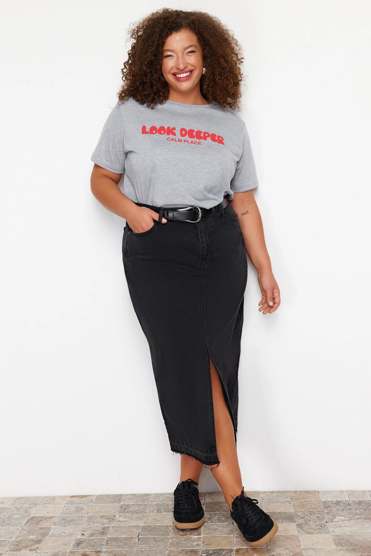Bild von Trendyol Curve Schwarzer Denim-rock In Großen Größen für Damen - 42