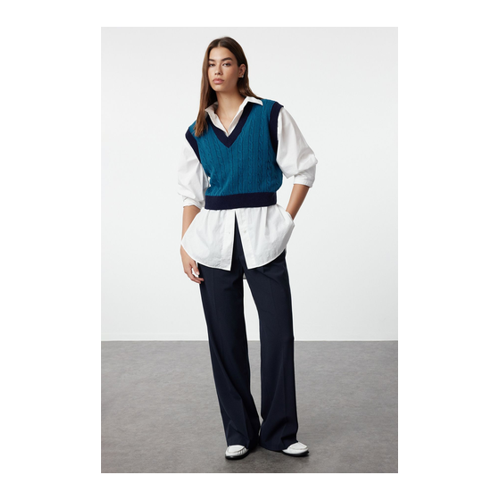Bild von Trendyol Collection Petrolfarbener Crop-Strickpullover für Damen