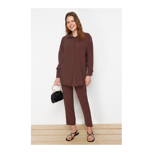 Bild von Trendyol Modest Braunes Modalgewebe-Set Aus Gewebtem Unterteil, Oberteil, Hemd Und Hose für Damen - 42