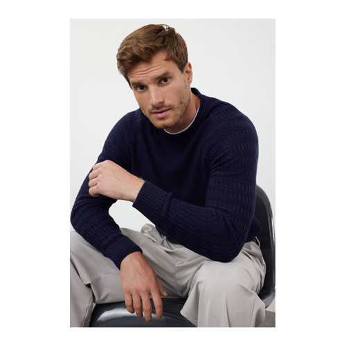 Bild von Trendyol Collection Marineblauer, Schmal Geschnittener Strickpullover Mit Rundhalsausschnitt für Herren - S
