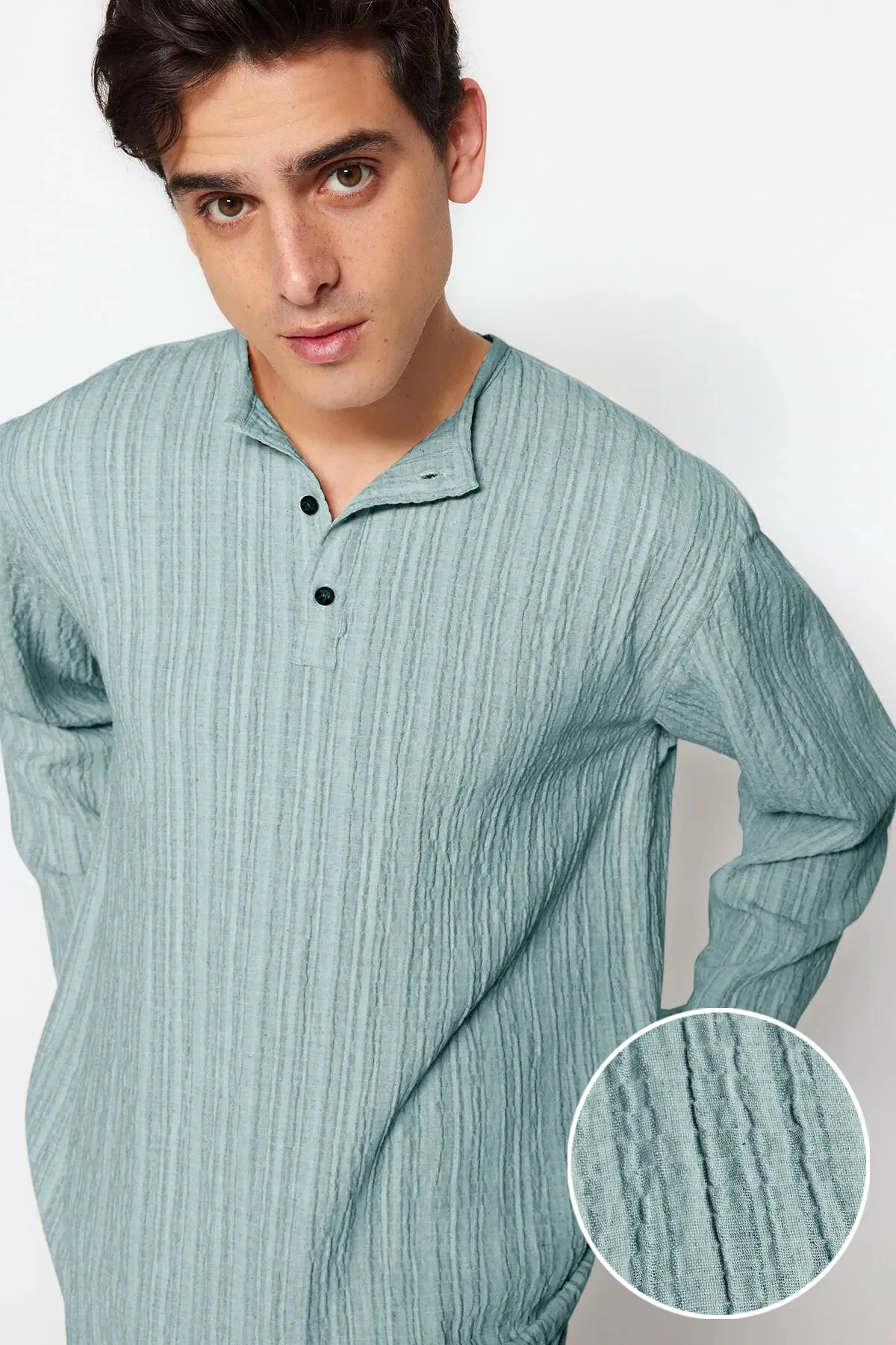 Bild von Trendyol Collection Mintgrünes Hemd Mit Entspannter Passform Und Leinenanteil für Herren - XL