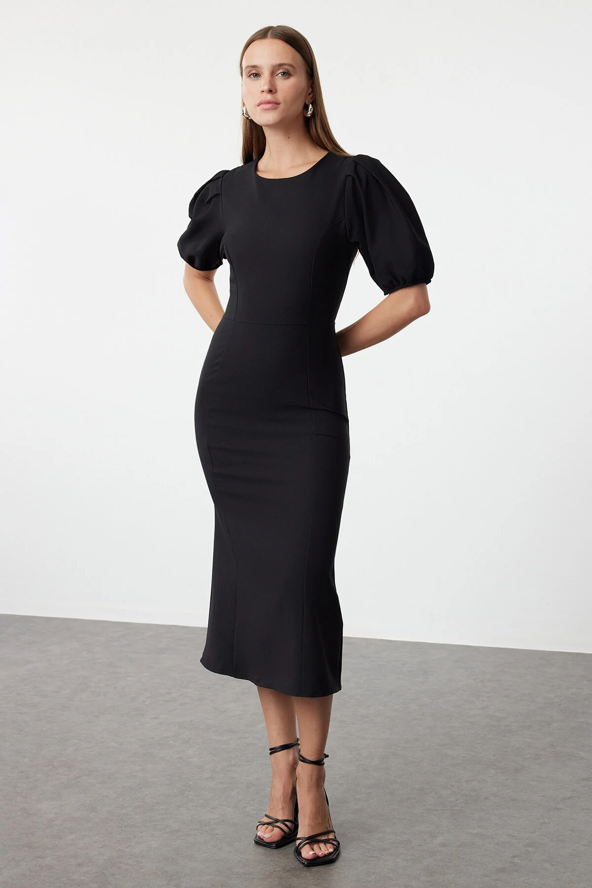 Bild von Trendyol Collection Schwarzes Midikleid Mit Ballonärmeln Body Wrap Woven, für Damen - 36