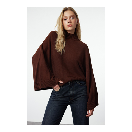 Bild von Trendyol Collection Strickpullover mit Fledermausärmeln und weiter Passform in Braun für Damen