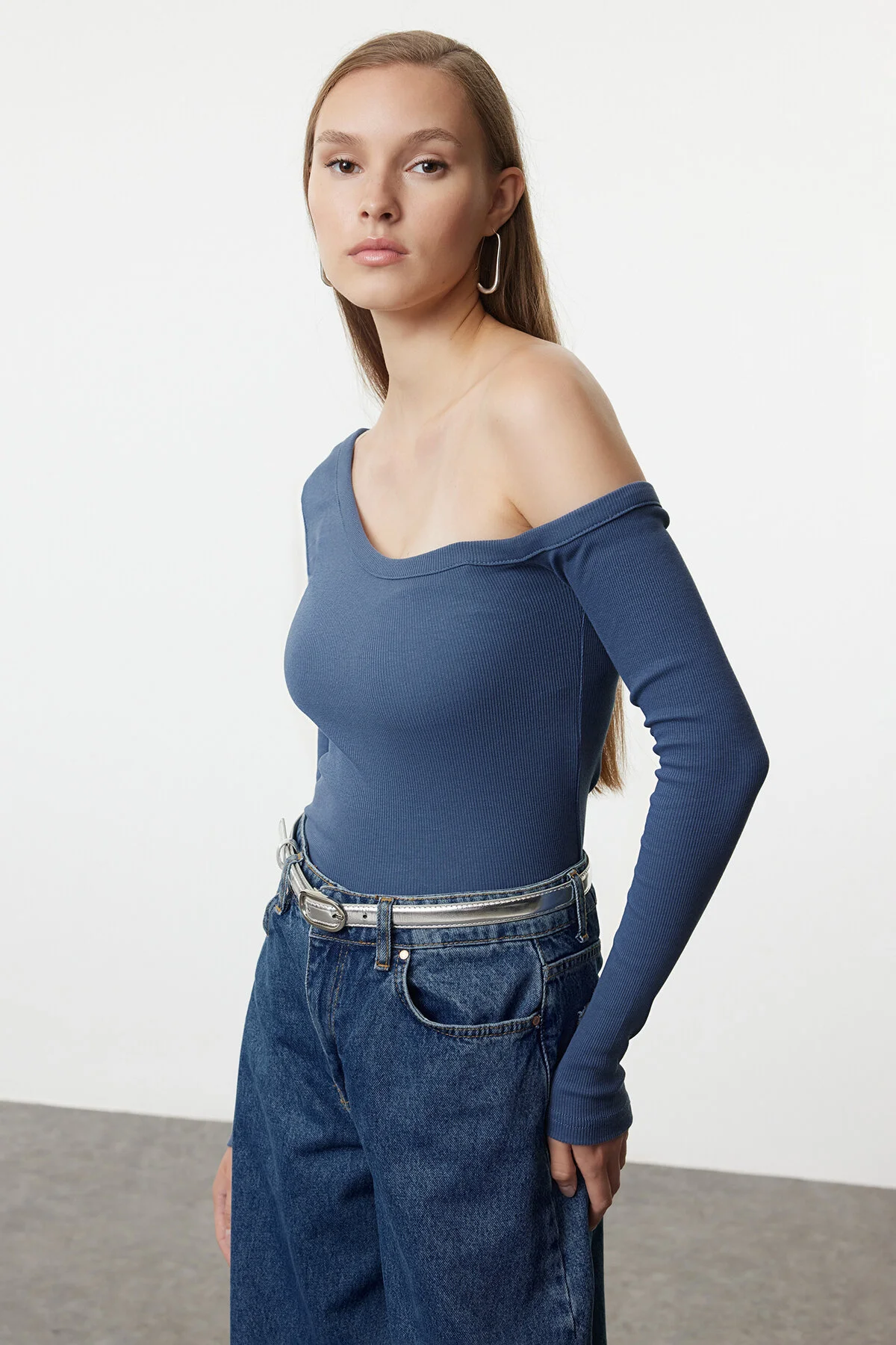 Bild von Trendyol Collection Schulterfreie Bluse Aus Dehnbarer Cord-baumwolle Indigo für Damen - S