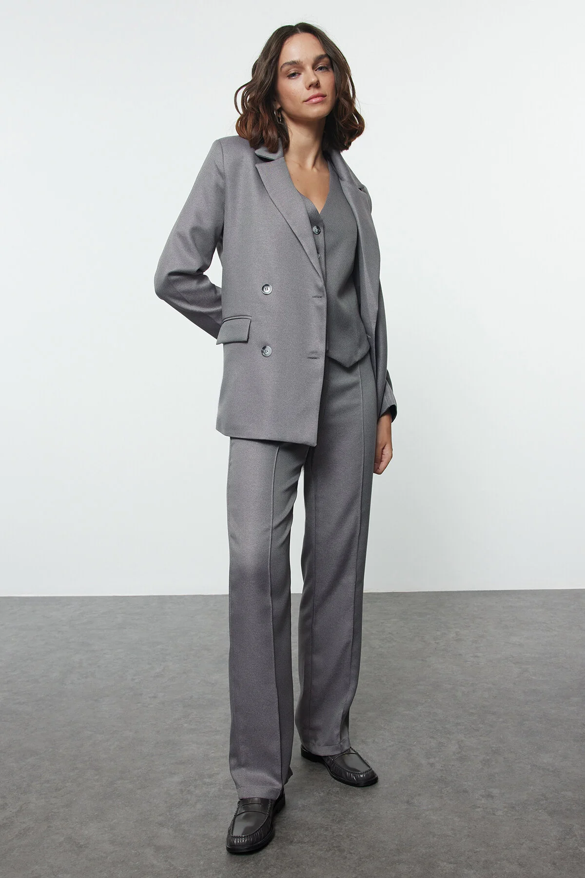 Bild von Trendyol Collection Grauer Gewebter Blazer-jacken-weste-hosen-anzug für Damen - 36