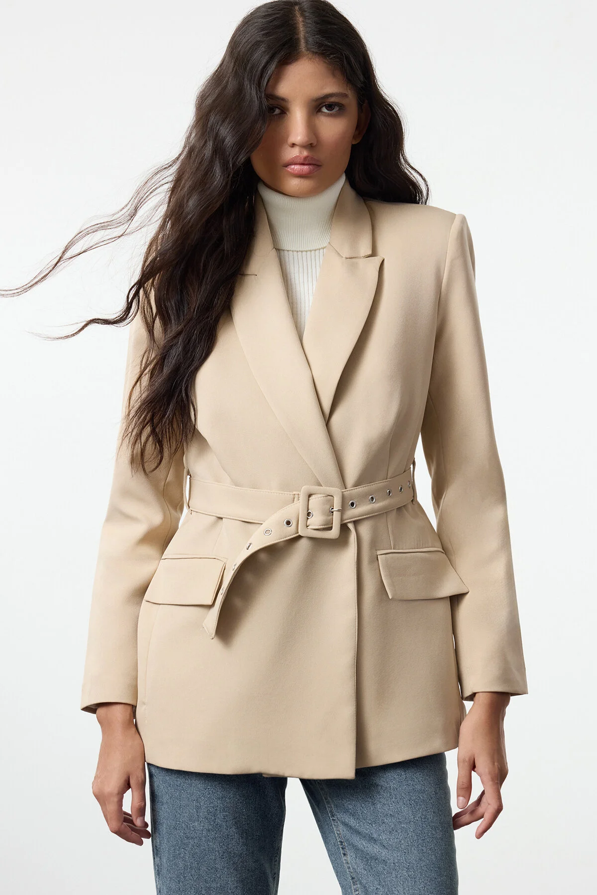 Bild von Trendyol Collection Beige Gewebte Blazerjacke Mit Gürtel für Damen - 38