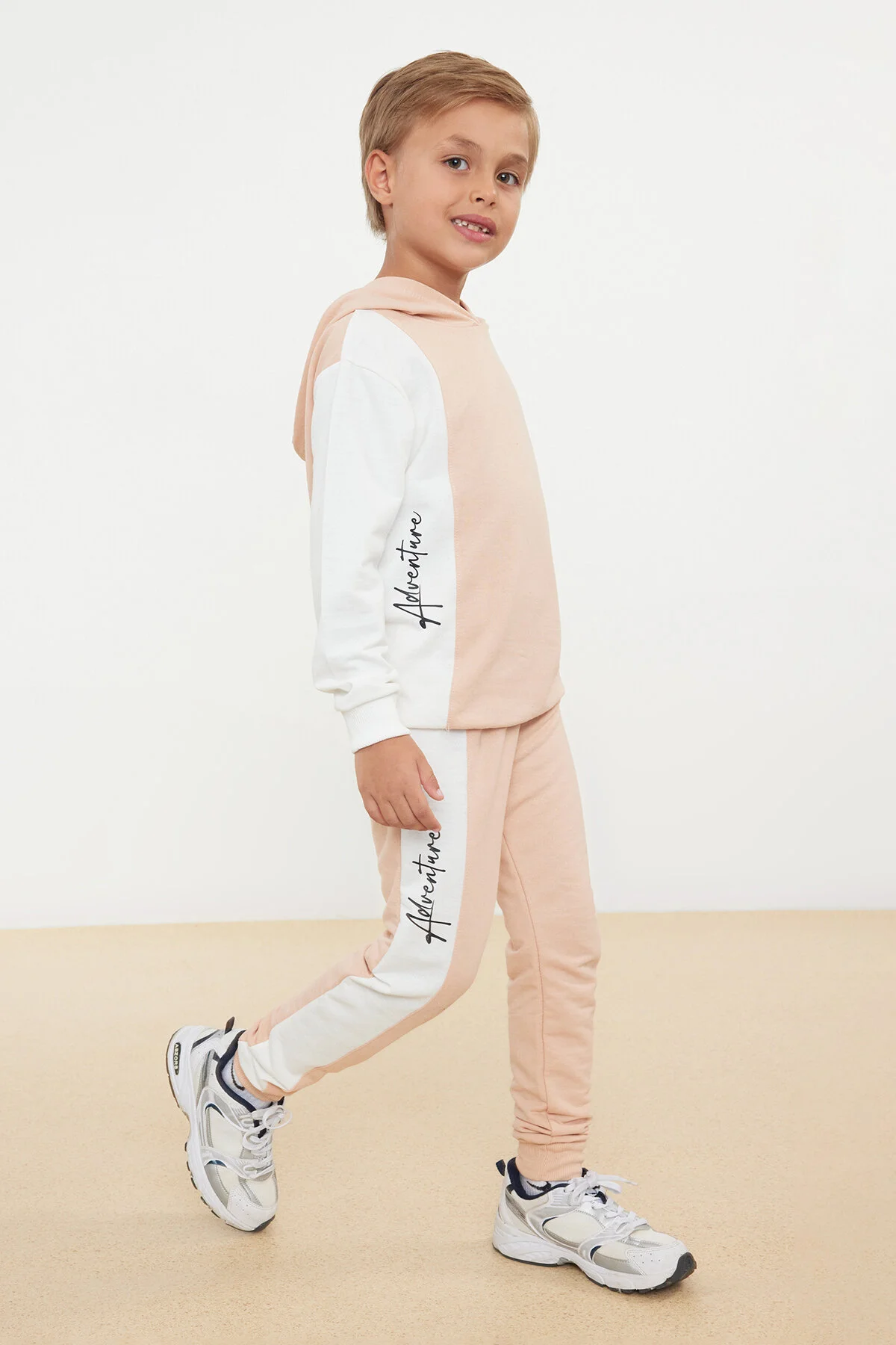 Bild von TRENDYOLKIDS Beigefarbenes Baumwoll-strickset – Set Oben Und Unten für Herren - 10–11 Jahre