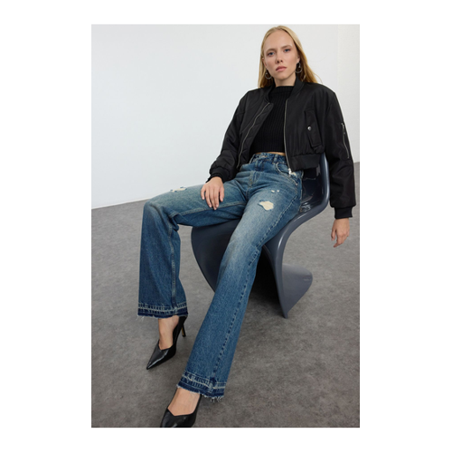 Bild von Stilvolle Trendyol Collection Dunkelblaue Jeans für Damen