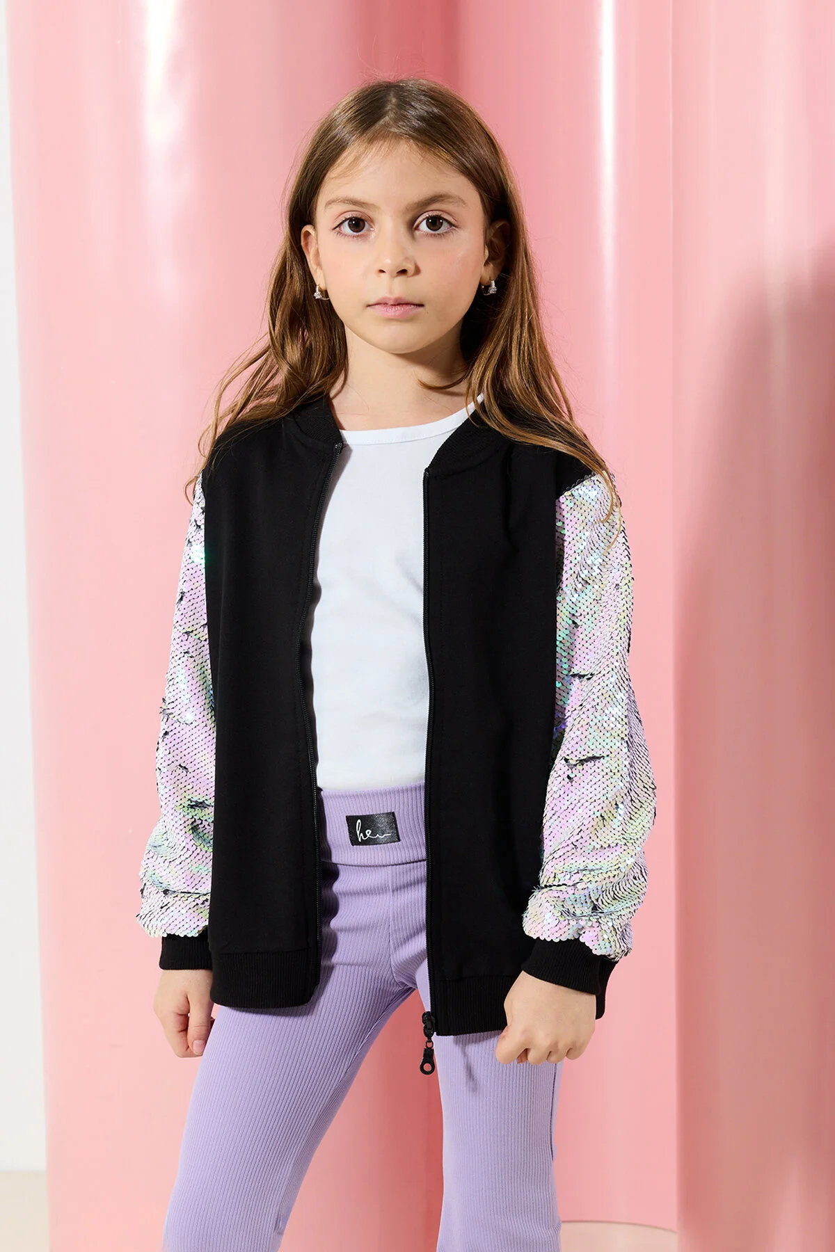 Bild von TRENDYOLKIDS Schwarze Bomberjacke Mit Pailletten Für Mädchen – für Damen - 8–9 Jahre