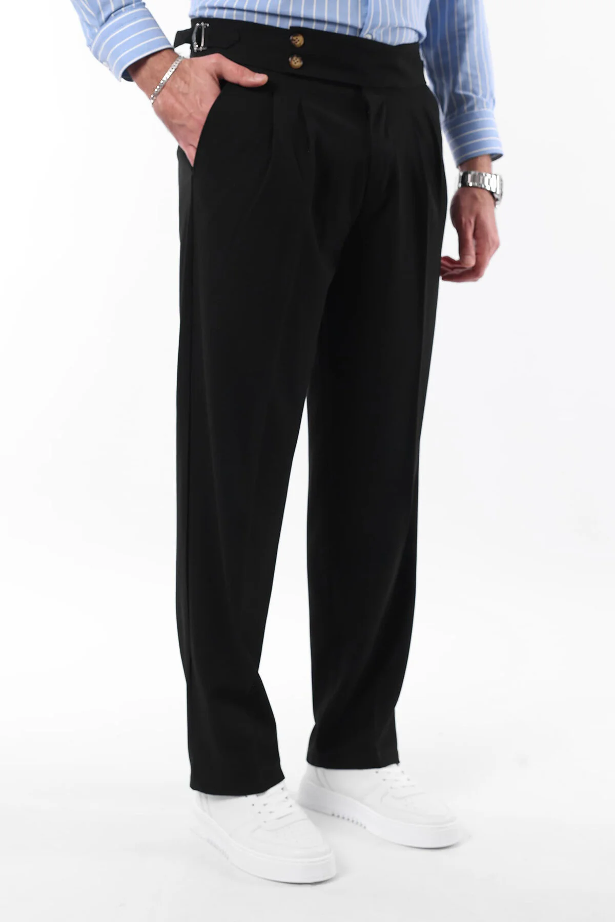 Bild von Trendyol Collection Schwarze Hose Aus Gewebtem Stoff Mit Italienischem Batterie-detail – Doppelknopfverschluss für Herren - L